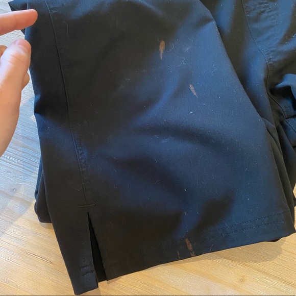 FIGS MEDIUM TALL women's Black Kade - Tall Cargo Scrub Pant - Picture 4 of 5